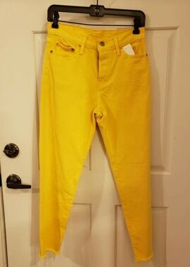 Levi's raw hem White tab size 26